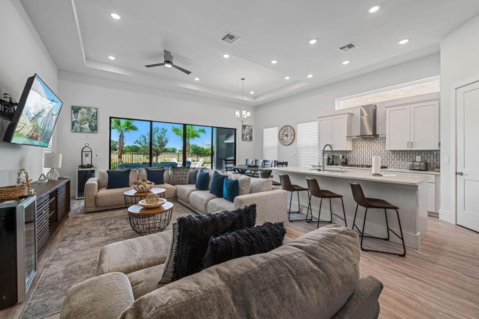 Liberty Grandview House in Four Corners