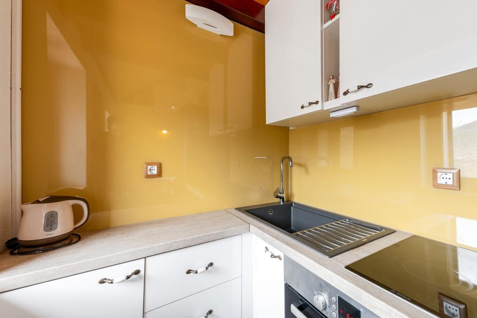 Story Stone House Apartment in Split-Dalmatia County