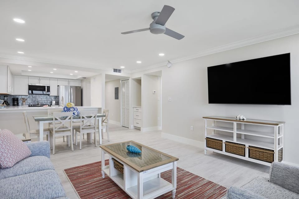 Sundial A208- Premier Beach View Two Bedroom Residence at Sundial Sanibel House in Sanibel Island