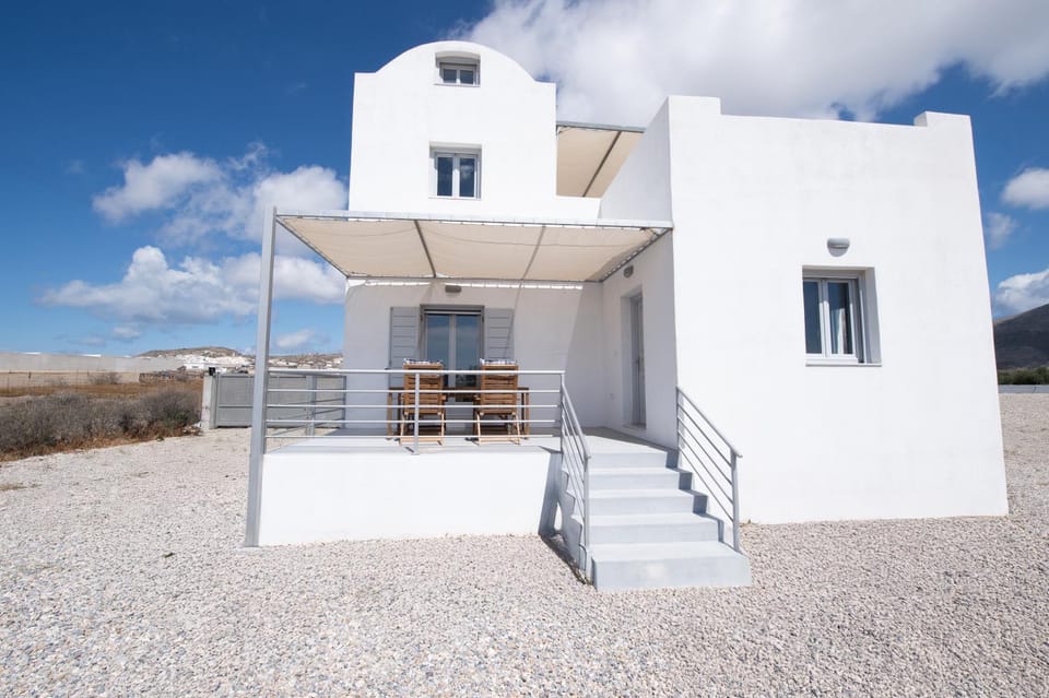 Property building, Balcony/Terrace
