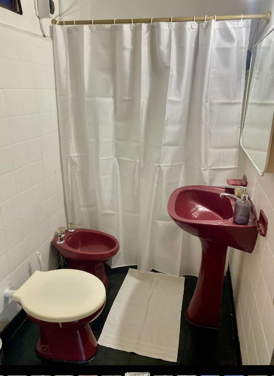 Bathroom, bidet