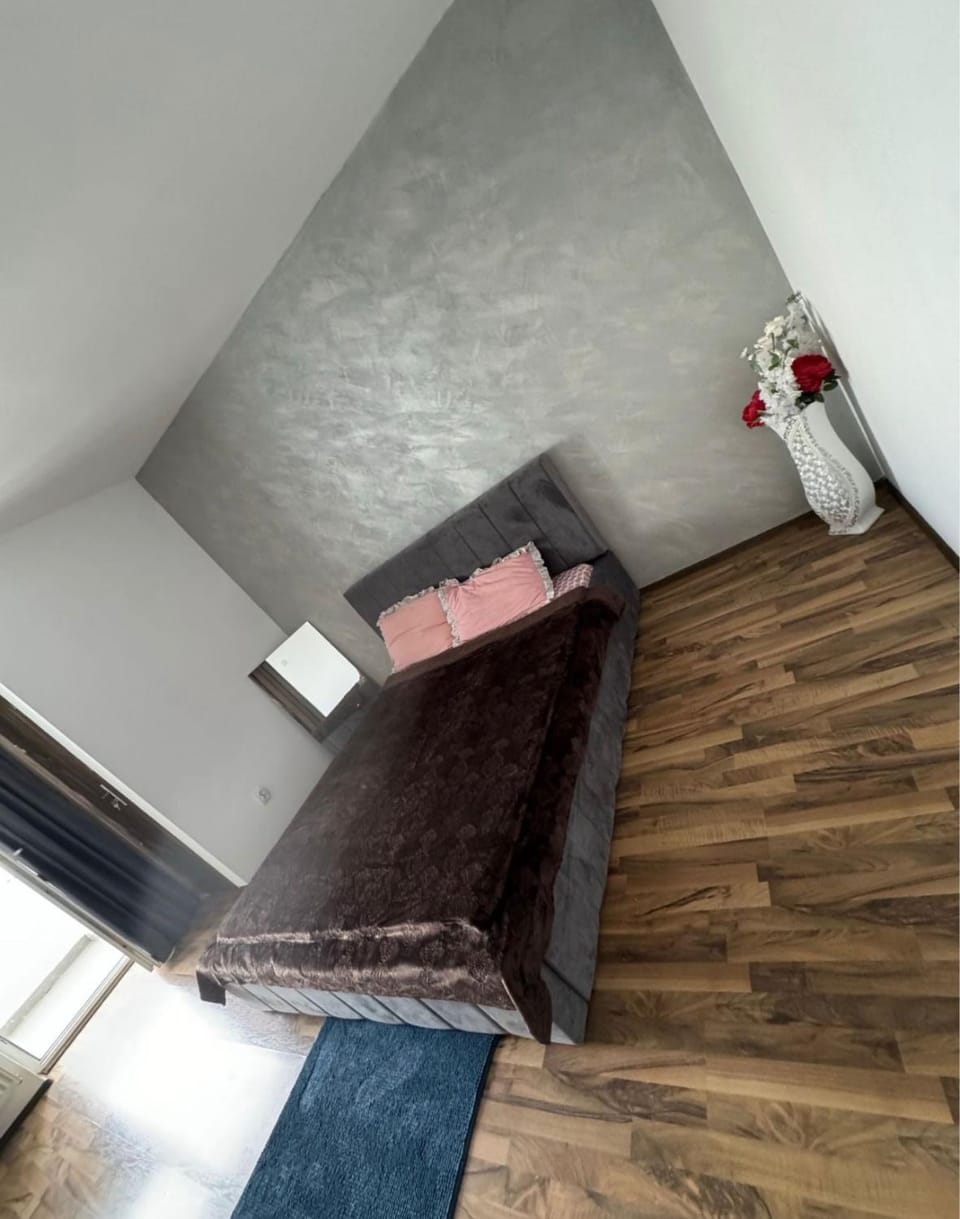 Garsonieră Evl Apartment in Craiova