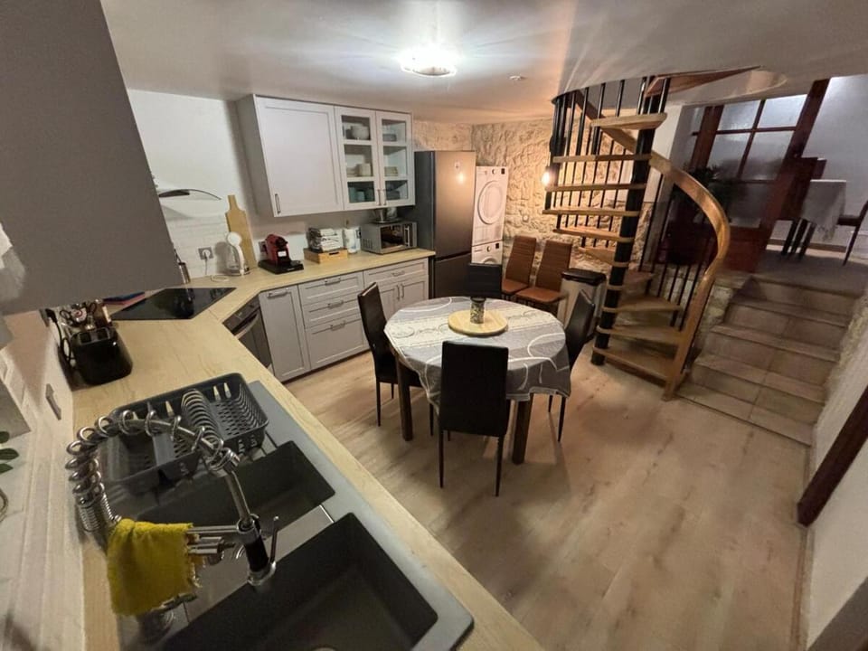 VR House 14 bedrooms 3 min metro 23 beds PARC EXPO Villa in Île-de-France