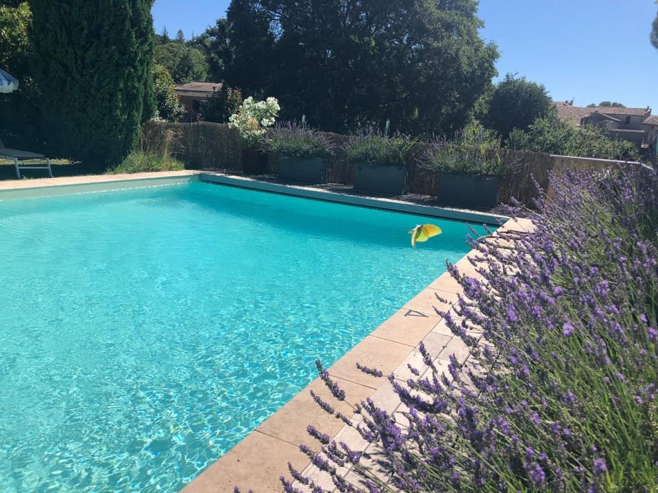 Domaine Saint-Laurent House in Berrias-et-Casteljau