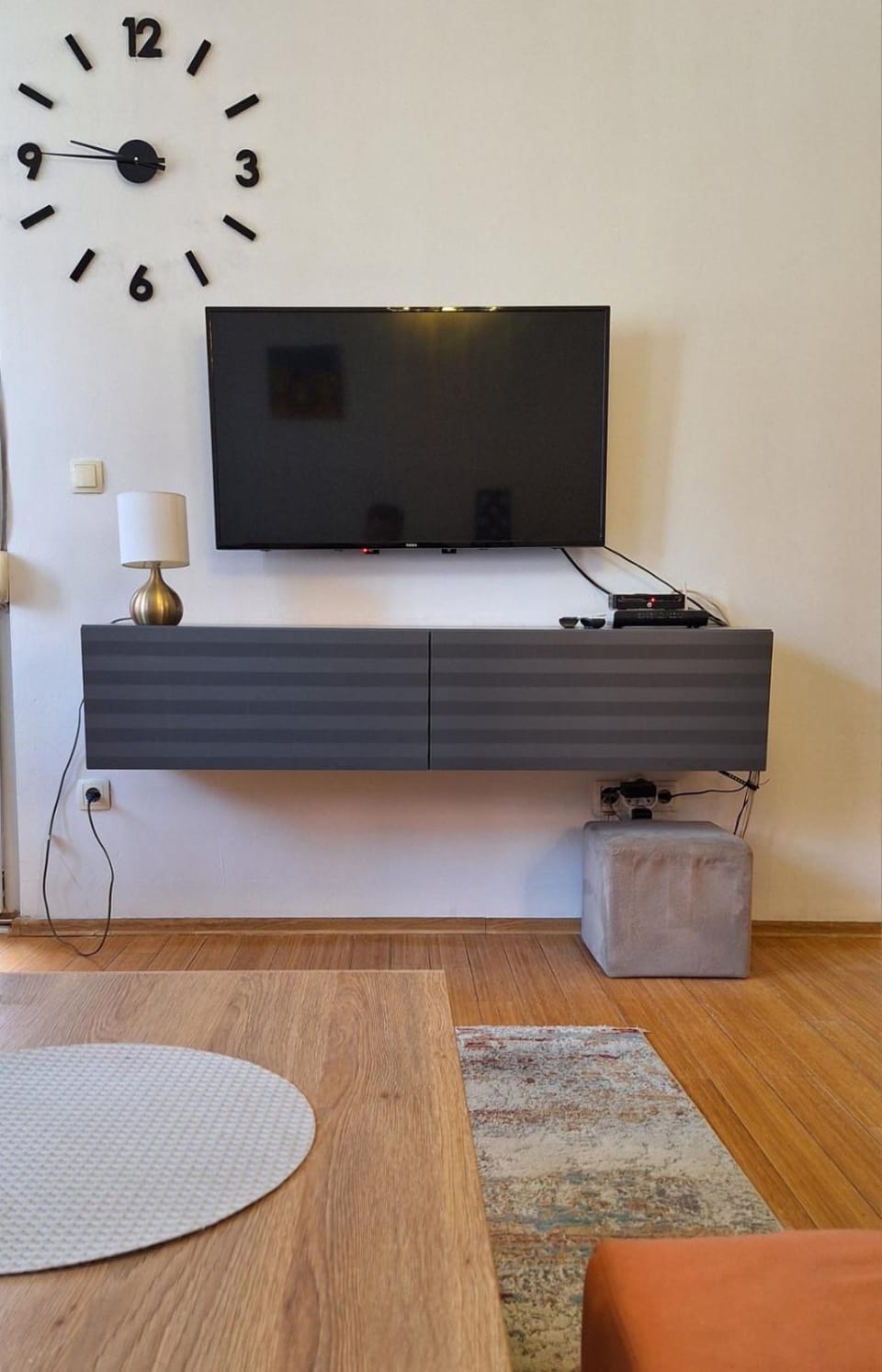 Communal lounge/ TV room, TV and multimedia, Evening entertainment