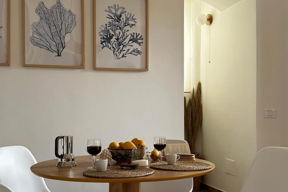 Living room, Dining area