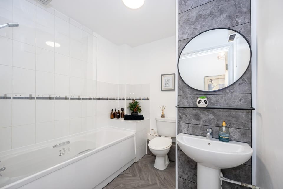 Bathroom, Bath