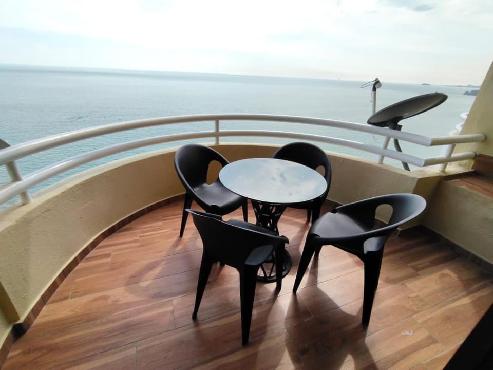 The Regency Tanjung Tuan Beach Resort PD by Regency Paradise Apartment in Port Dickson