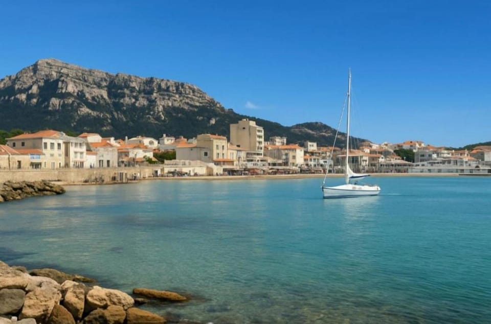 Chambre entre plage et Stade Vélodrome Vacation rental in Marseille