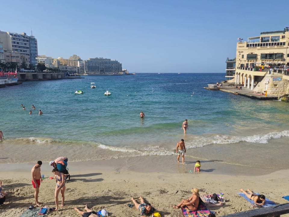Day, People, Natural landscape, Beach, City view, Sea view