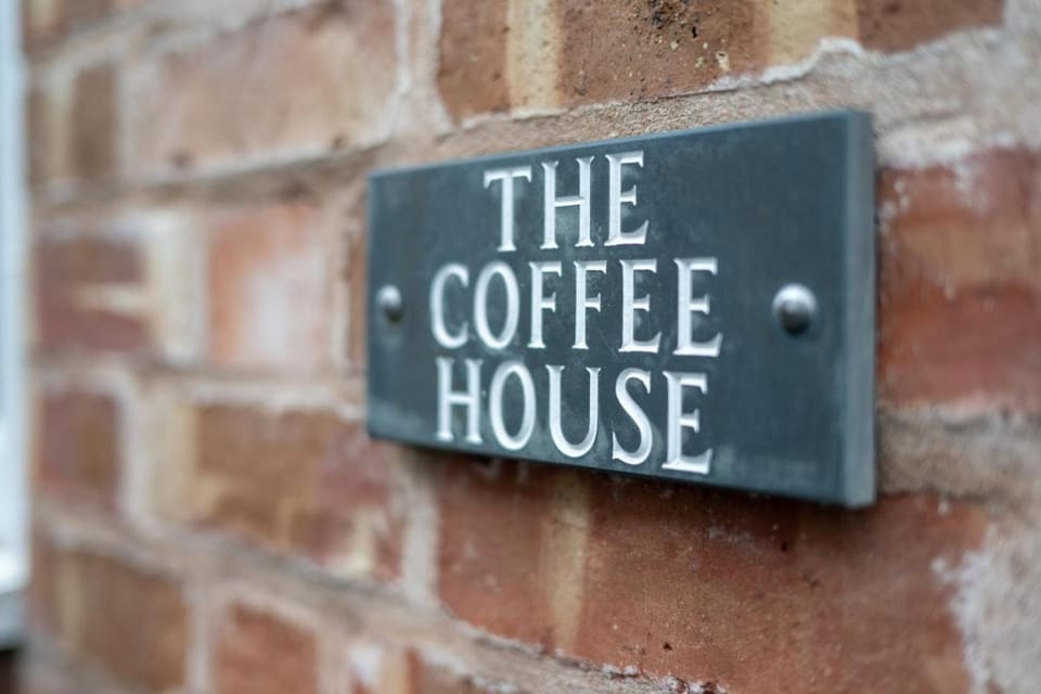 Historic town centre house with secure parking Apartment in Shrewsbury