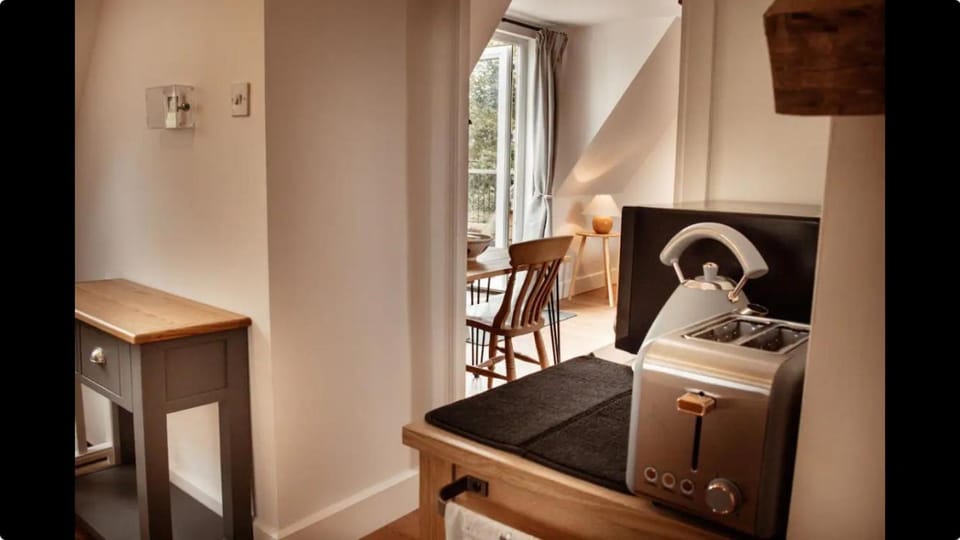 Little Owl Lodge Apartment in Broadland District