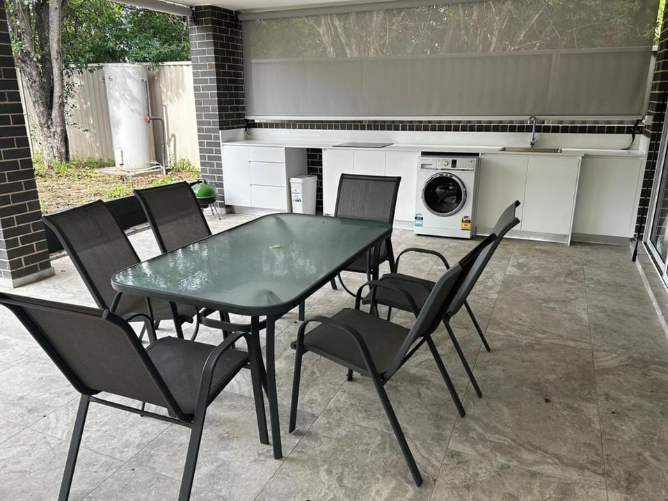 Patio, Kitchen or kitchenette, Seating area, Dining area