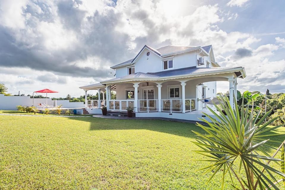 Villa La Palmeraie Villa in Grande-Terre, Guadeloupe