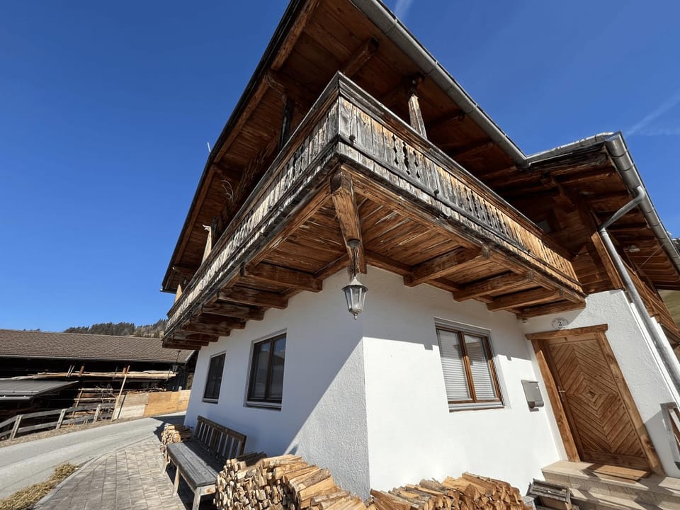 Property building, Day
