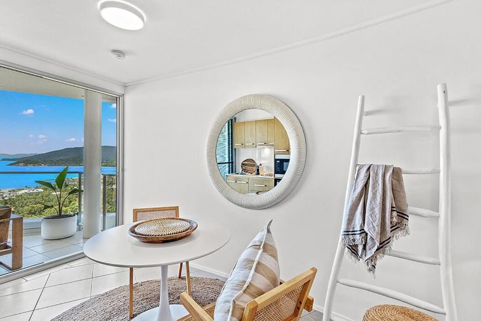 Breezes By The Sea Apartment in Airlie Beach