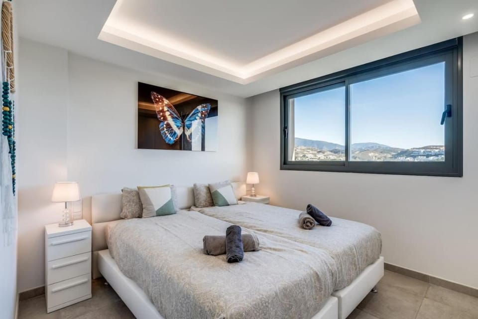Bed, Natural landscape, Bedroom, Mountain view, towels