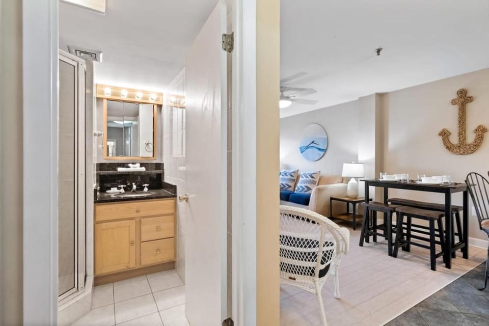 Hilton Head Villa Private Walk or Shuttle to Beach House in Hilton Head Island