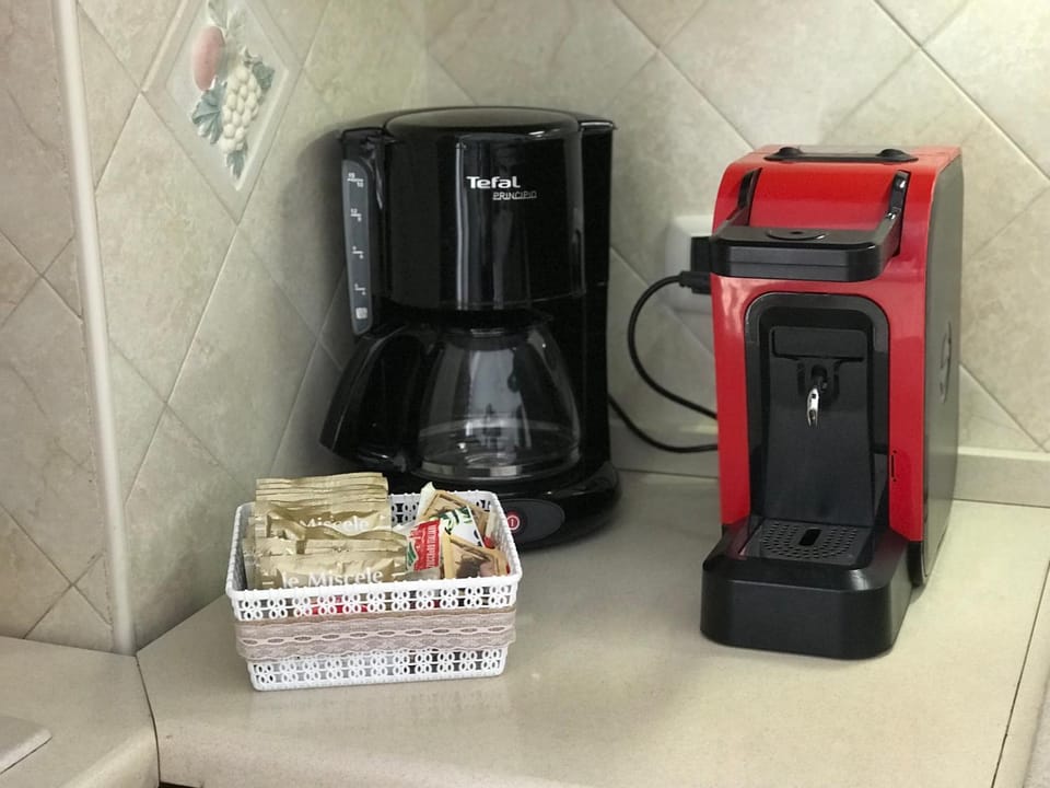 Coffee/tea facilities