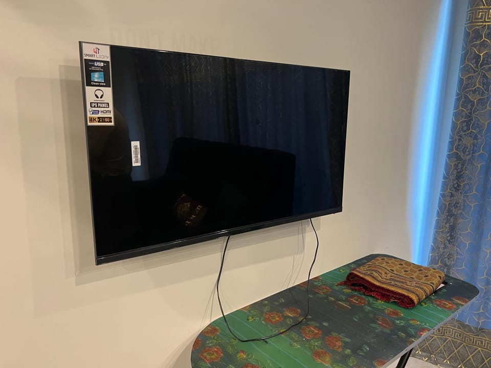 Communal lounge/ TV room, TV and multimedia