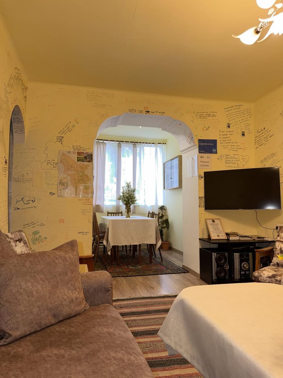 Communal lounge/ TV room, TV and multimedia, Living room, Seating area, Dining area, Evening entertainment