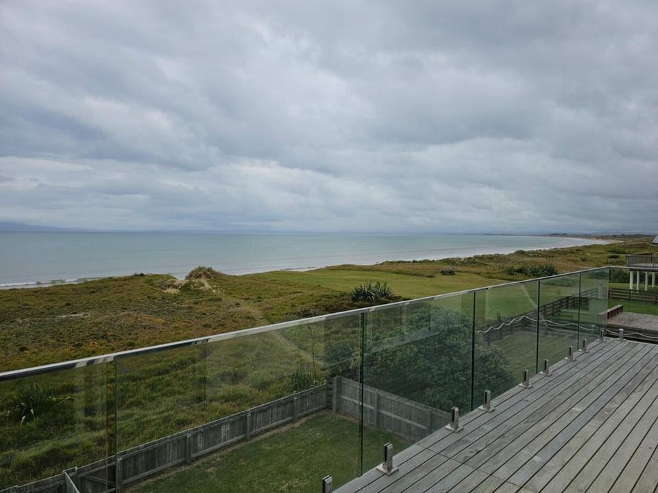 Pyramid beach house House in Northland