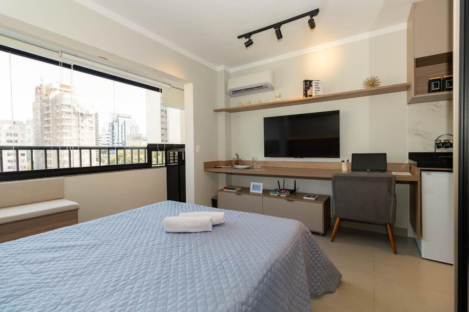TV and multimedia, Living room, Dining area