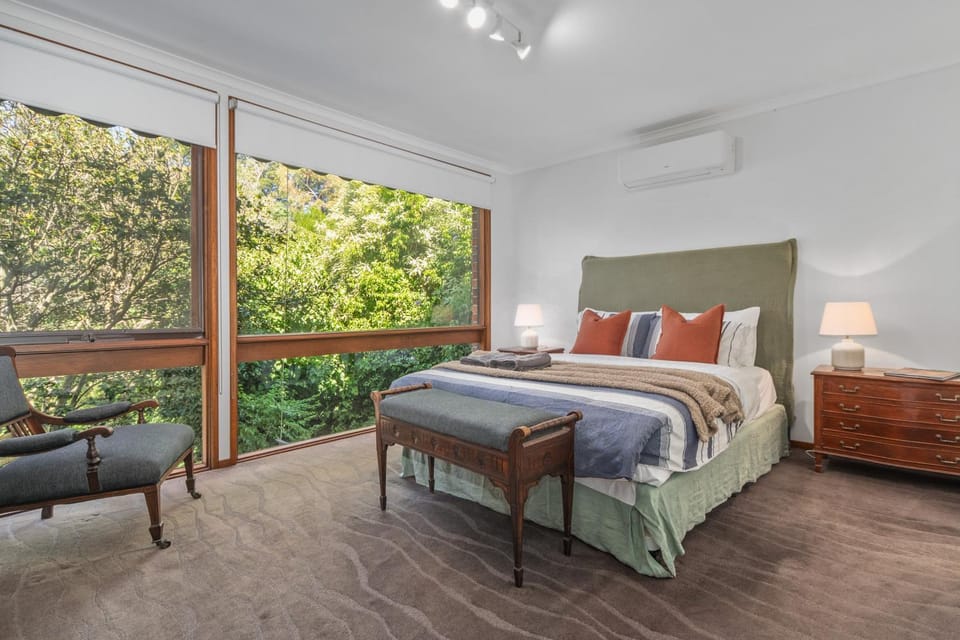 Bed, Bedroom, heating, towels, wardrobe, air conditioner