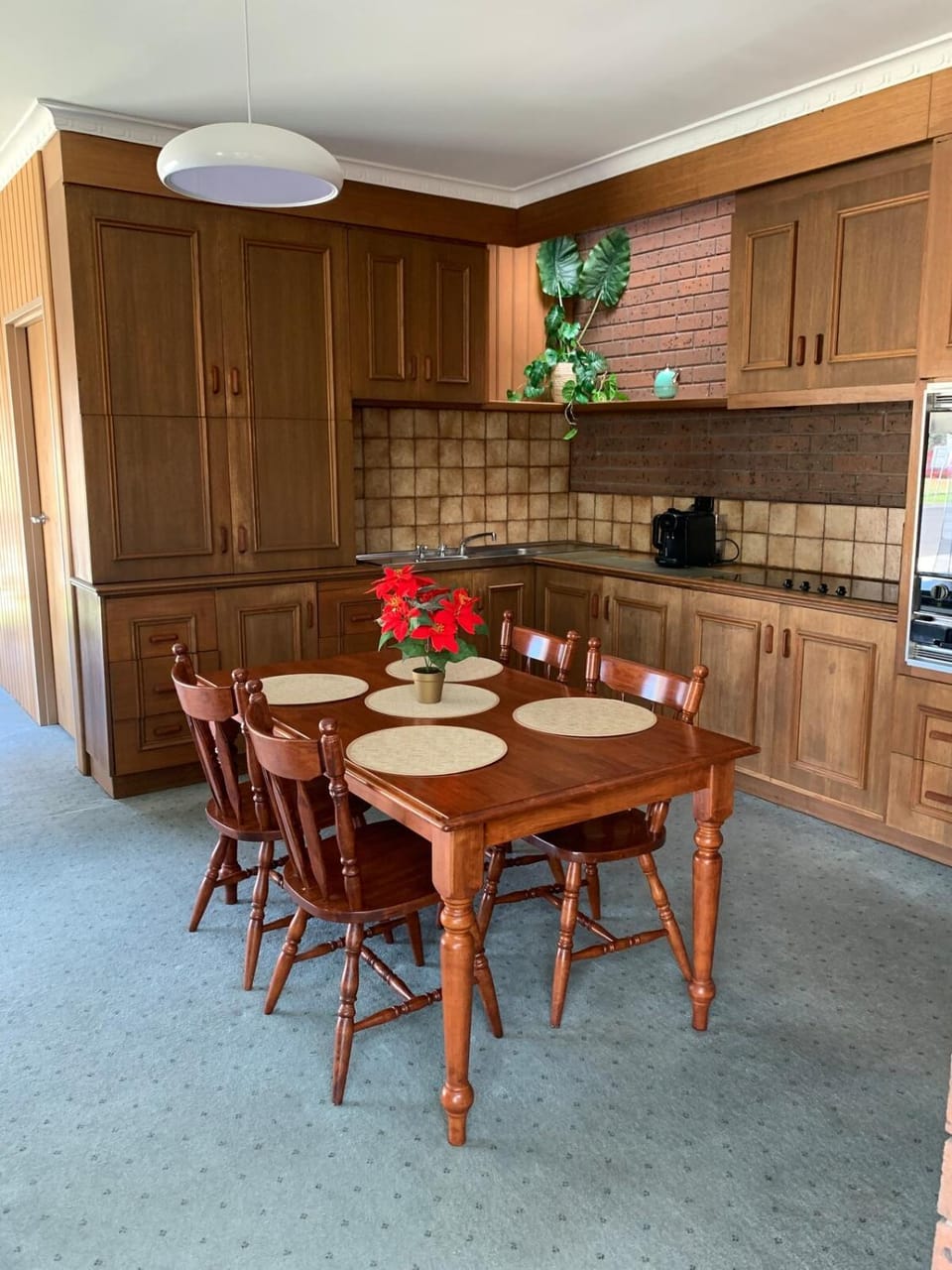 Footbridge Holiday Apartment, Prime Position Apartment in Lakes Entrance