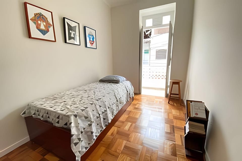 Apartamento no Coração do Centro Histórico de Salvador – Santo Antônio Além do Car Apartment in Salvador