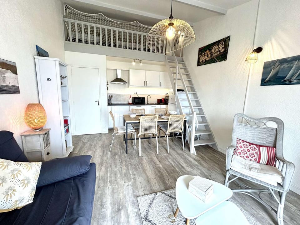 Appartement rénové 2 pièces proche plage - La Guérinière - FR-1-224B-241 Apartment in Pays de la Loire