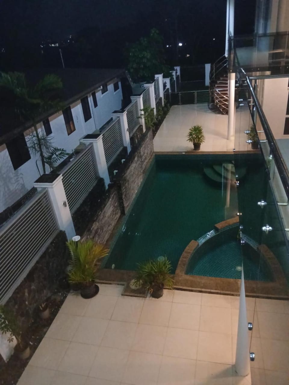 Executive B & B Bed and Breakfast in Suva