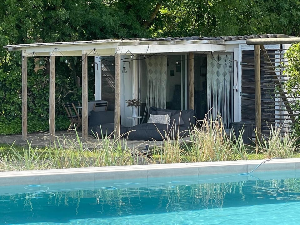 Garden, Swimming pool