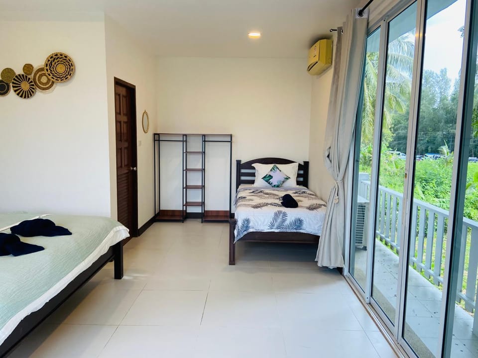The Tide House -Self Check-In Bed and Breakfast in Sala Dan