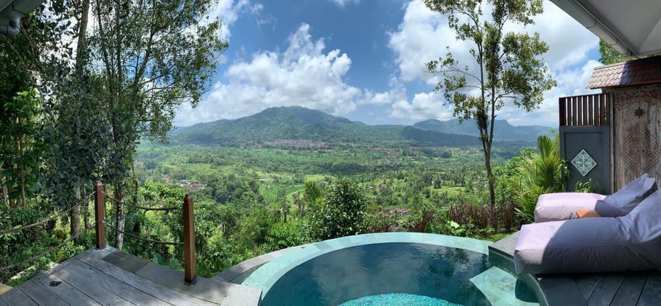 Natural landscape, Bird's eye view, View (from property/room), Mountain view, Pool view, Swimming pool, Swimming pool
