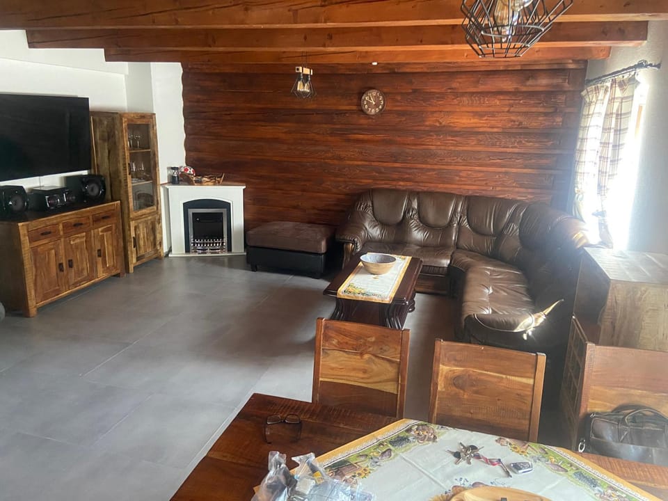 Communal lounge/ TV room, Living room