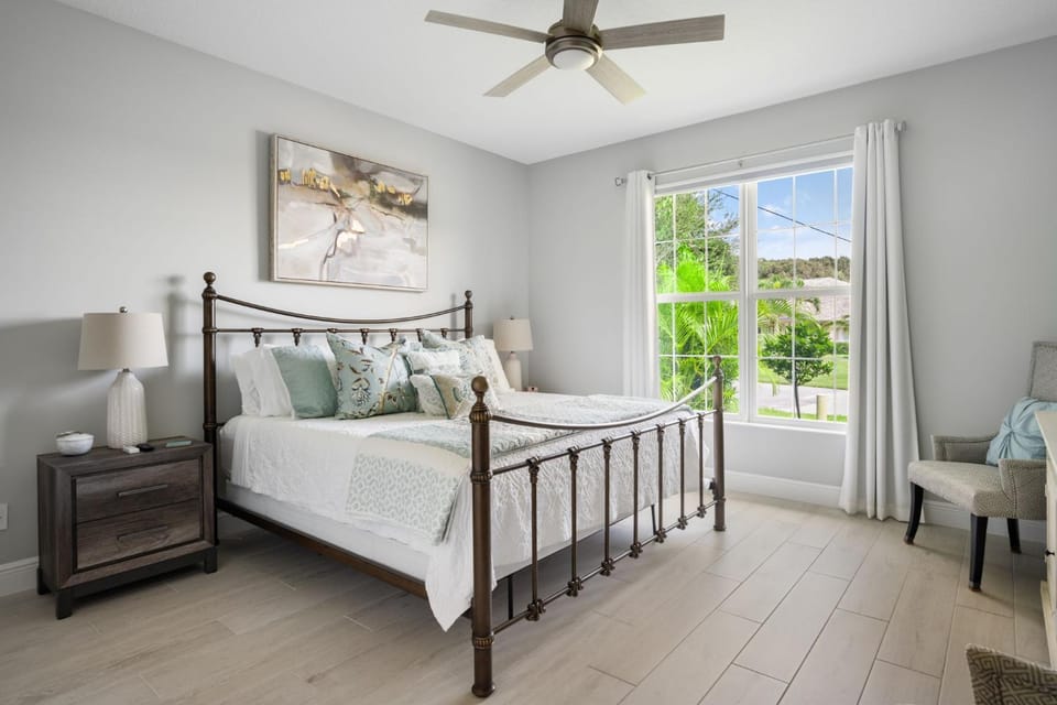 Beachside Bliss 3BR, Heated Pool, Sleeps 10! House in Indian River