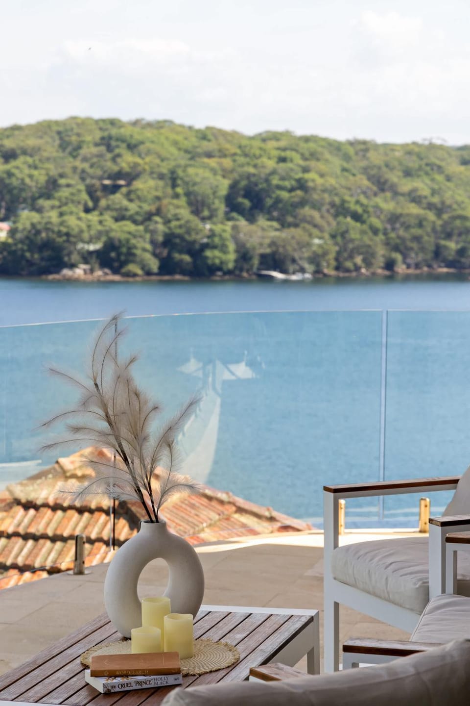 Waterfront Ensuite Queen Room - Luxury & Comfort Place in Caringbah South Bed and Breakfast in Sydney