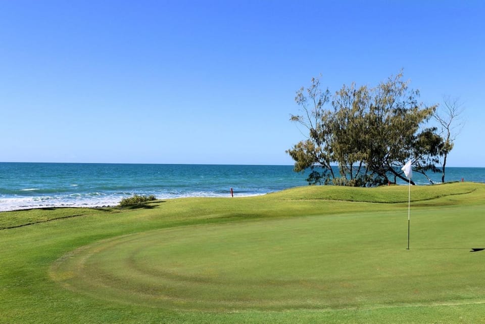 Villa 7 1 Pebble Beach Drive Coral Cove Apartment in Elliott Heads