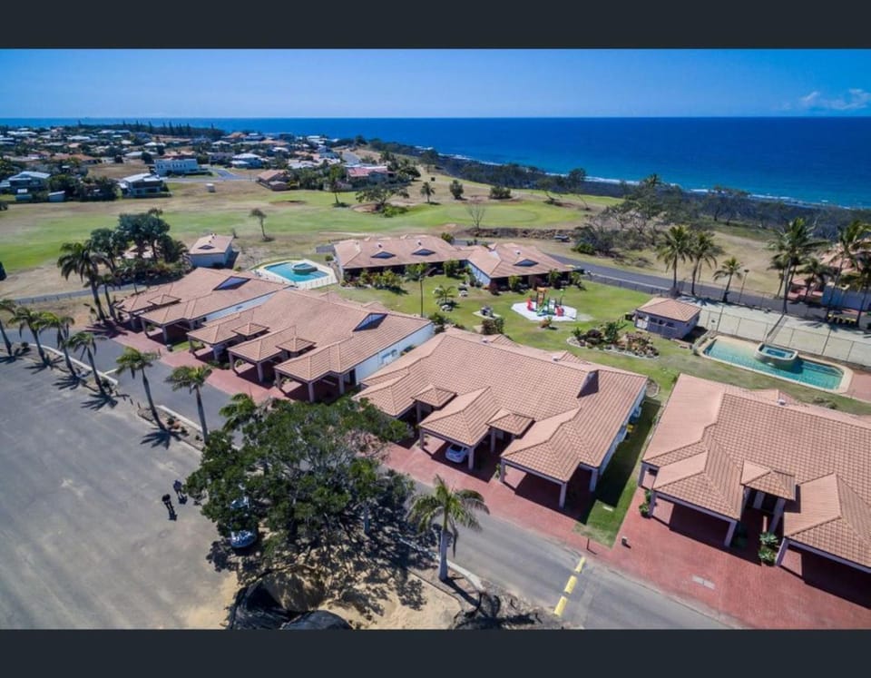 Villa 7 1 Pebble Beach Drive Coral Cove Apartment in Elliott Heads
