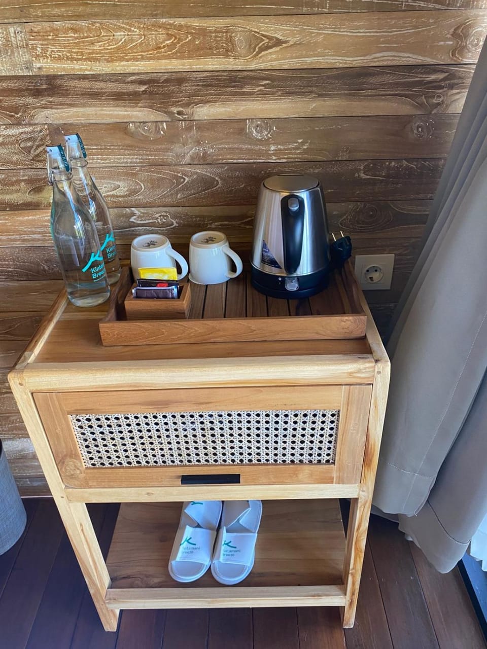 Coffee/tea facilities