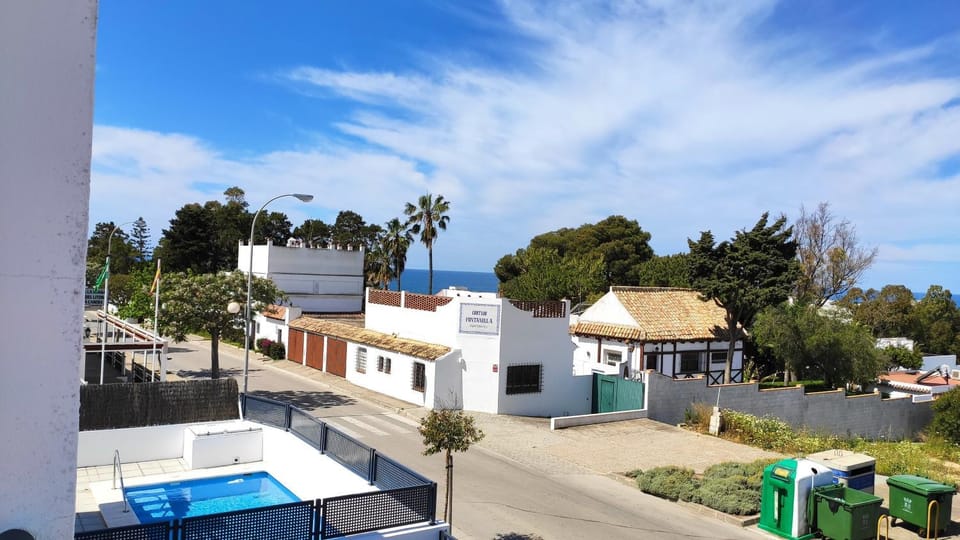 Off site, Sea view, Swimming pool