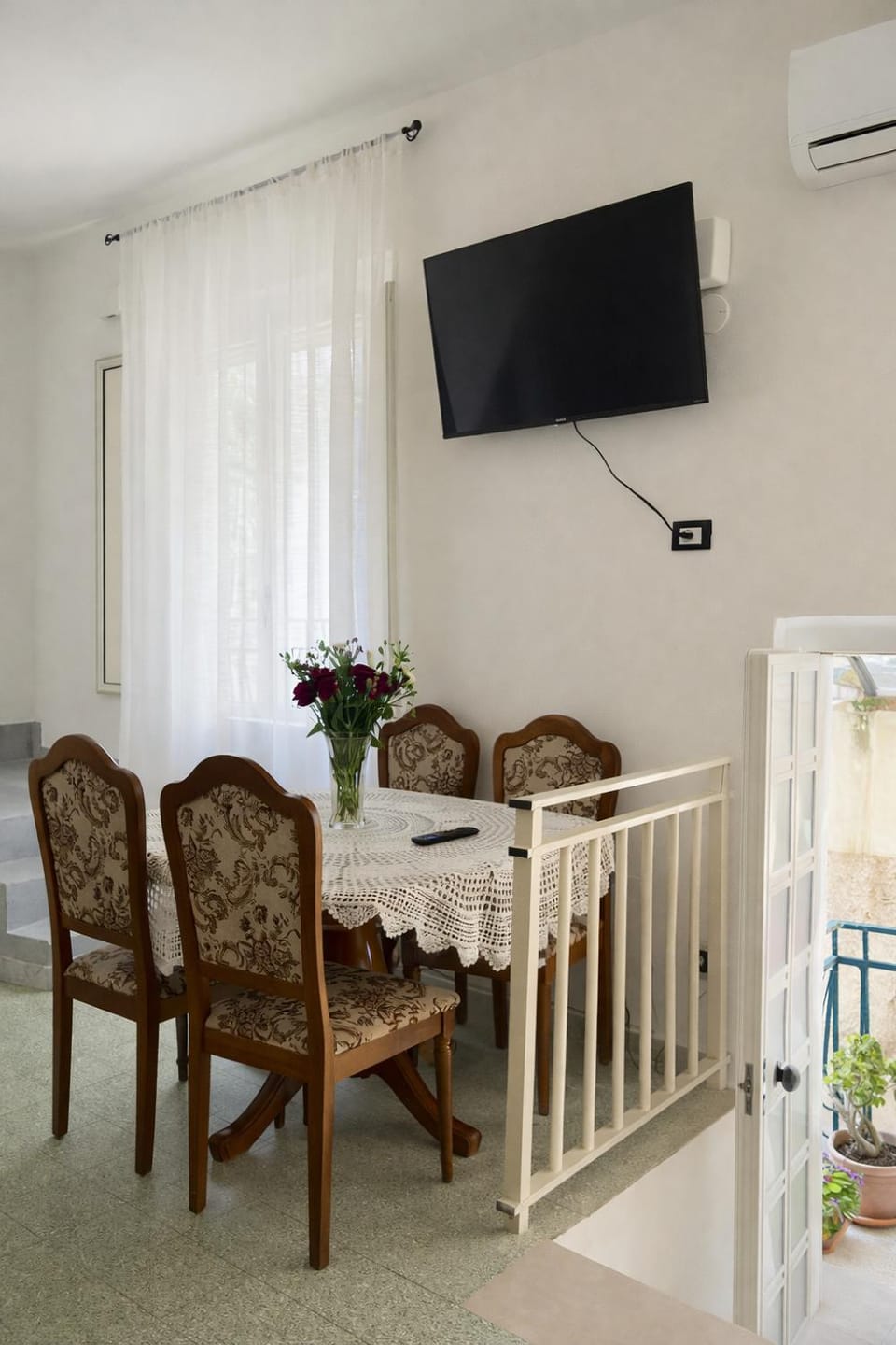 Living room, Dining area, Dinner