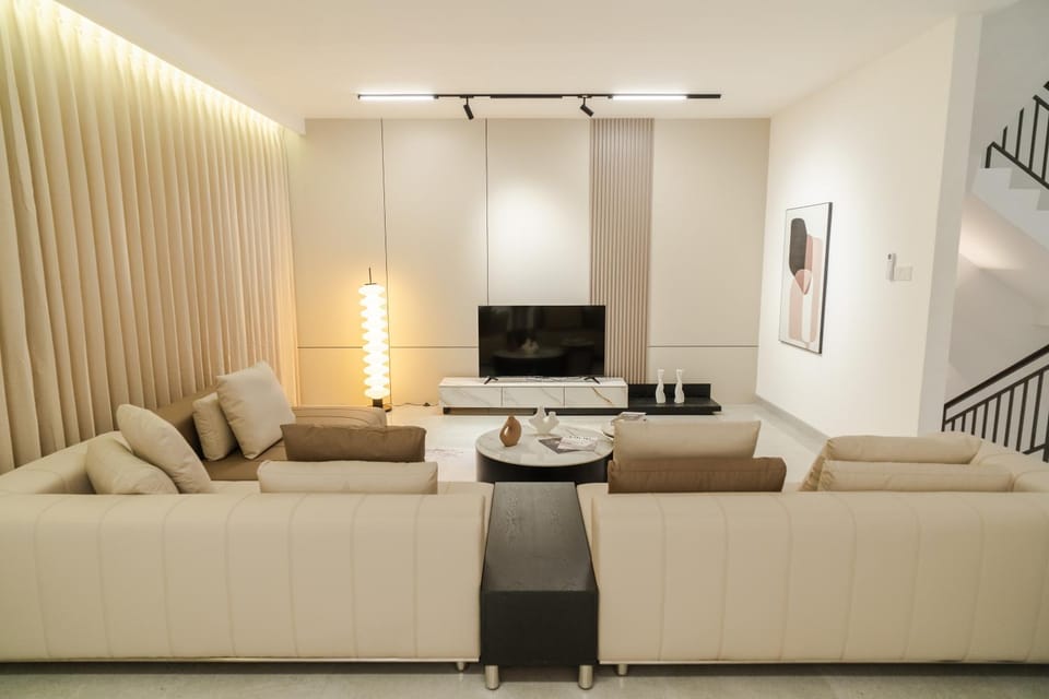 Georgetown Makloom Home KTV & Jacuzzi House in George Town