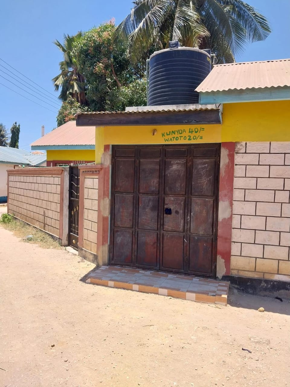Home for holiday at Urithi Eastate Utange Apartment in Mombasa County
