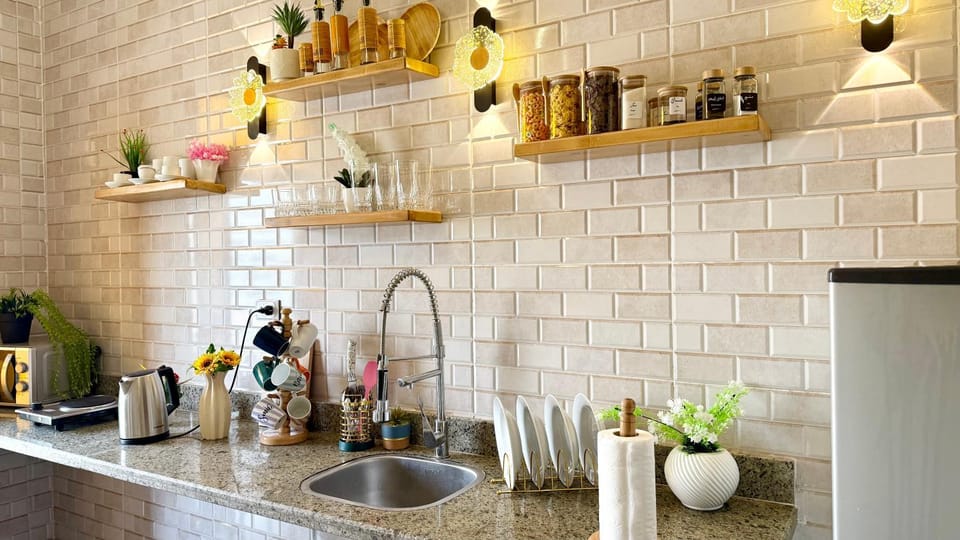 Coffee/tea facilities, Kitchen or kitchenette