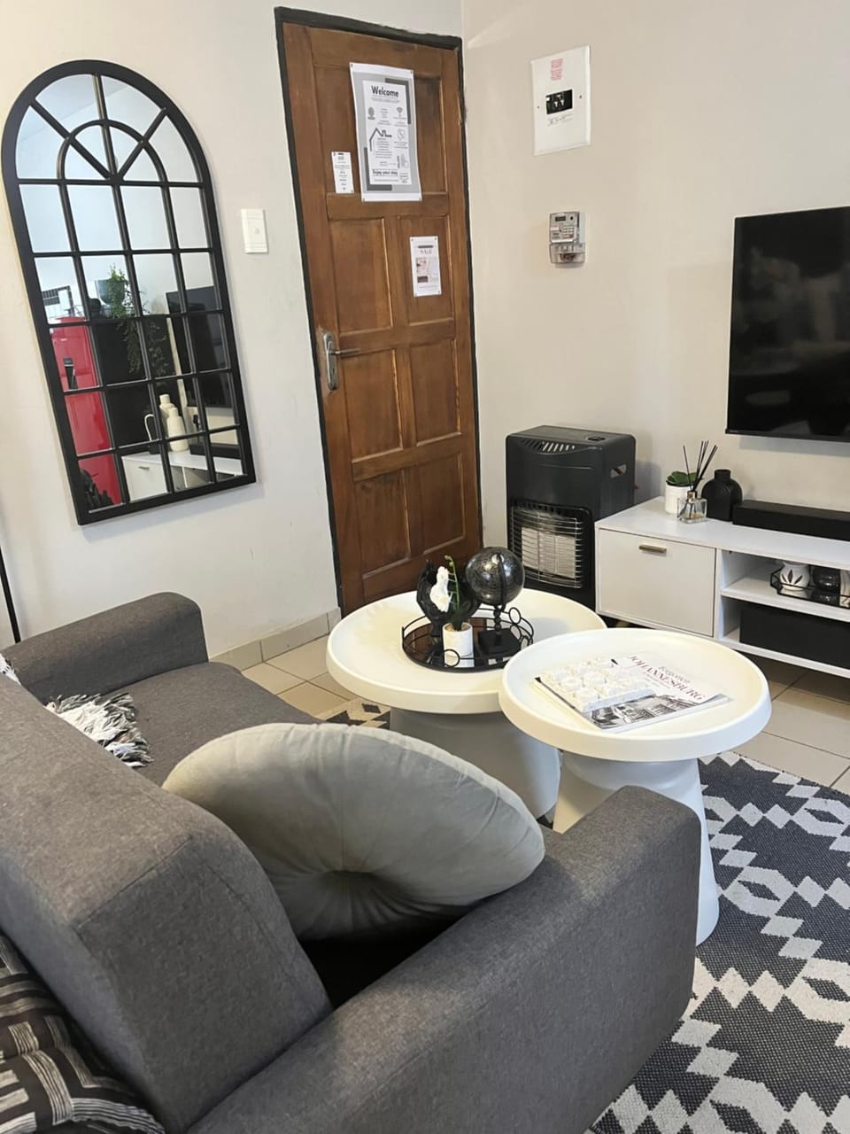 B-Hive at Devland Room 3 Bed and Breakfast in Gauteng