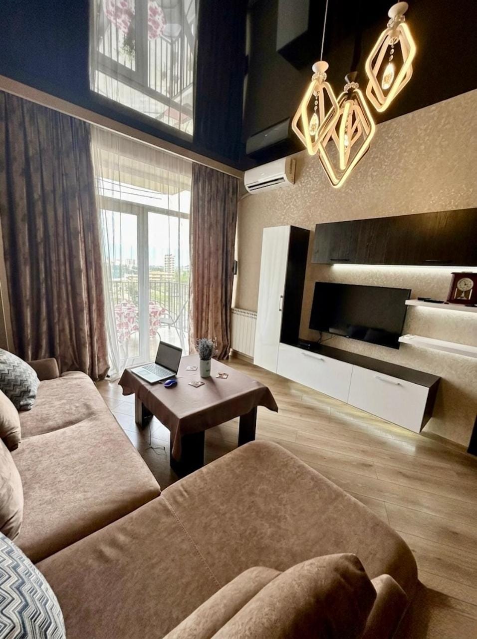Communal lounge/ TV room, TV and multimedia