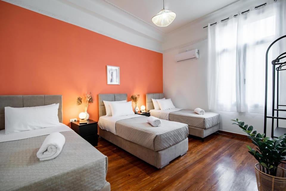 Bed, Photo of the whole room, Bedroom, towels, air conditioner