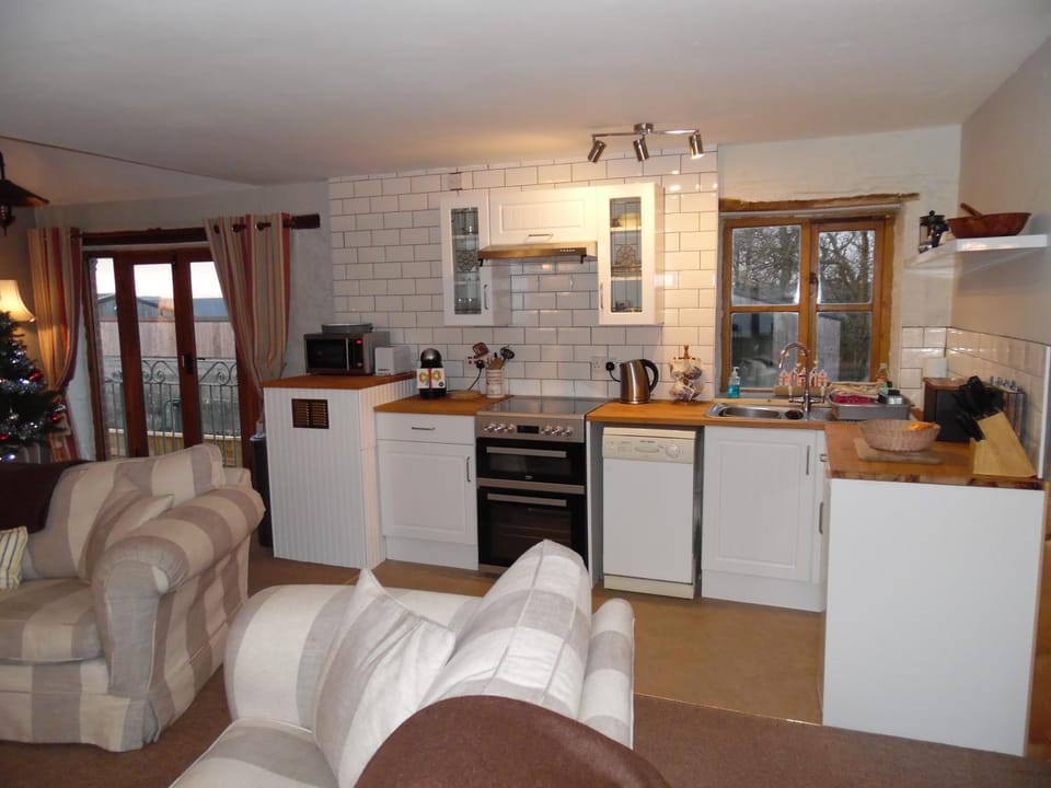 Kitchen or kitchenette, Photo of the whole room